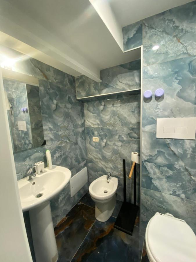Candy House Apartment เนเปิลส์ ภายนอก รูปภาพ